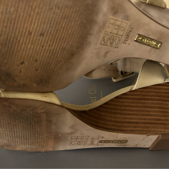 Louie et Cie. Size 11 - Picture 4 of 6